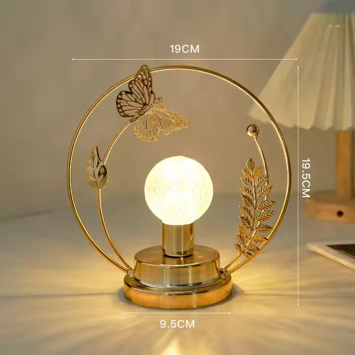 Translucent Crystal Ball Night Light Decorative Metal Leaf Sculptures Table Ornament for Living Room Ambiance
